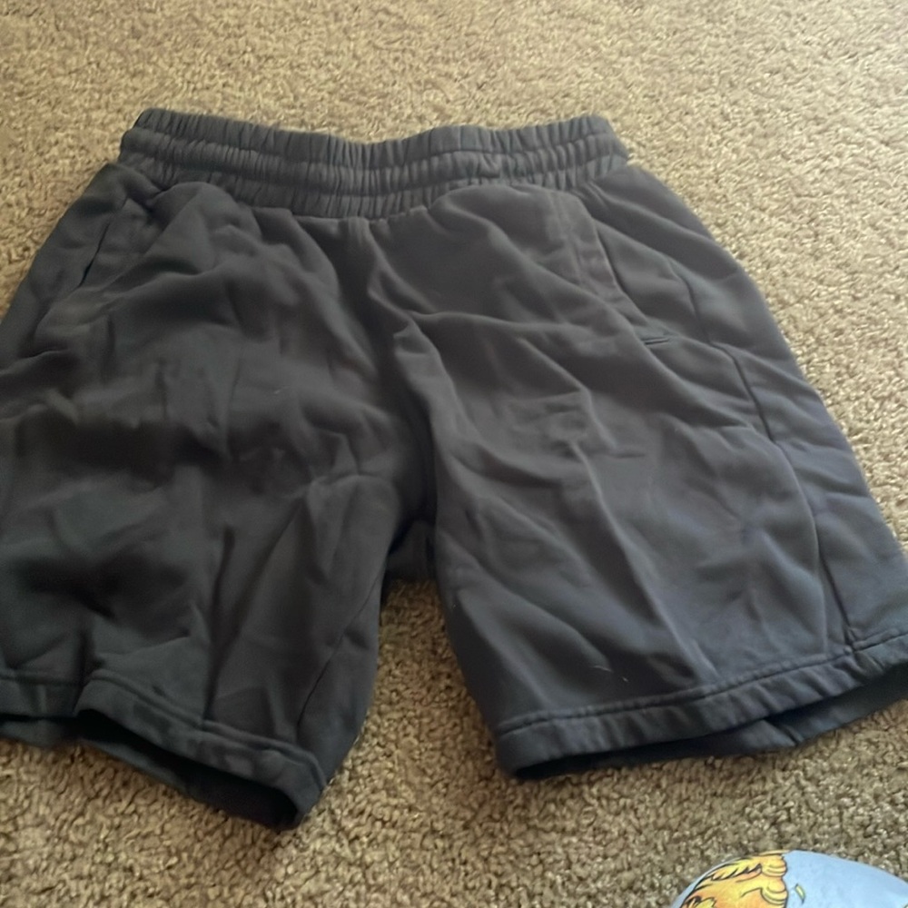 H&M grey shorts size small